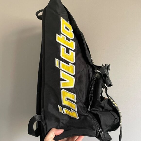 Vintage Invicta Black HOT WORLD Motocross Backpack - Expandable! 🎒 - Picture 7 of 16